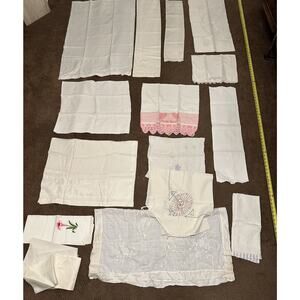 Vintage Linens Lot of 15  Pieces.